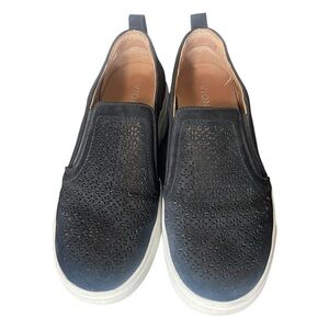 VIONIC Kimmie Perf Black Leather Sneakers‎ Women’s Size 8